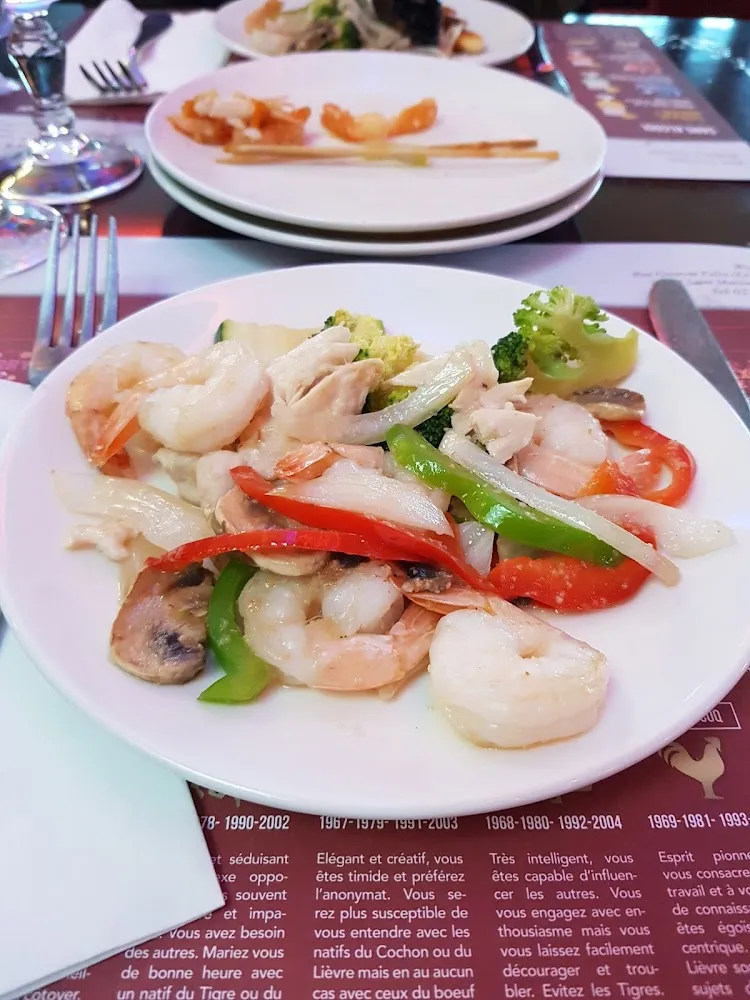 Sauté de Crevettes Aux Légumes Croquants